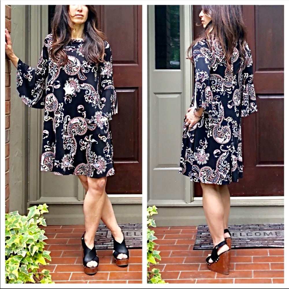 ✨LAST ONE✨Bell black paisley print swing dress - Picture 1 of 8